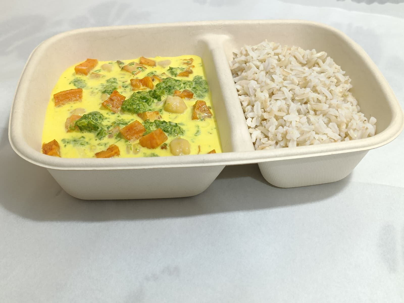 Sweet Potato Chickipes And Spinach Curry With Brown Rice